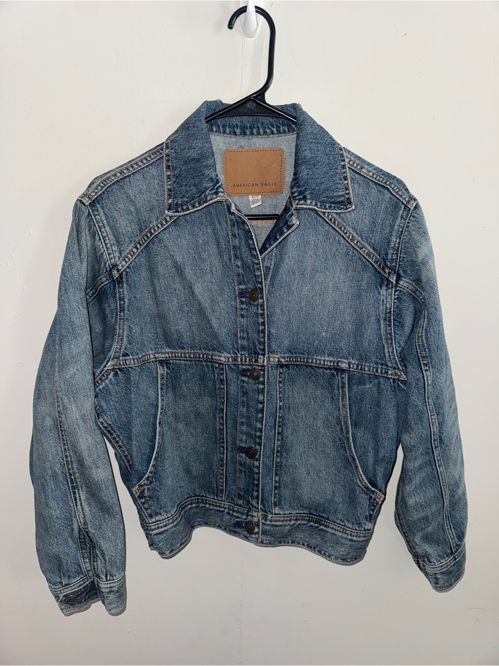 American Eagle Women’s Distressed Collar Button Up Denim Jacket Sz XS